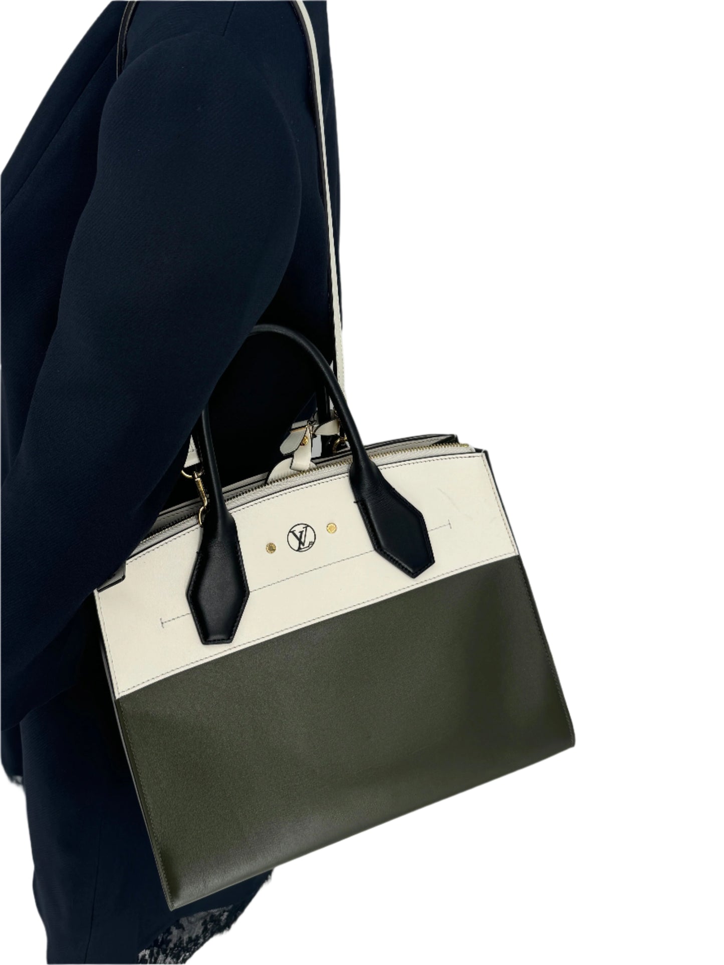 Louis Vuitton White/Green Leather City Steamer MM Bag
