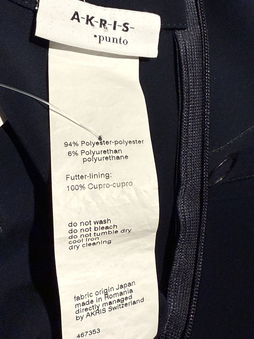 Akris Punto Navy Sleeveless Shift Dress with Side Grommet Detail – Size 10