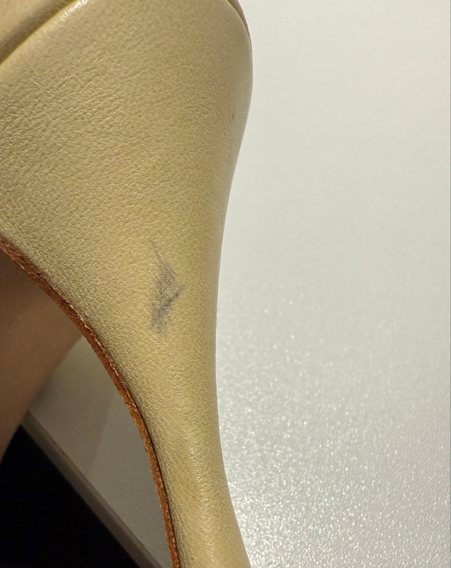 *NEW* Manolo Blahnik Gyrica sandals - Size 39.5