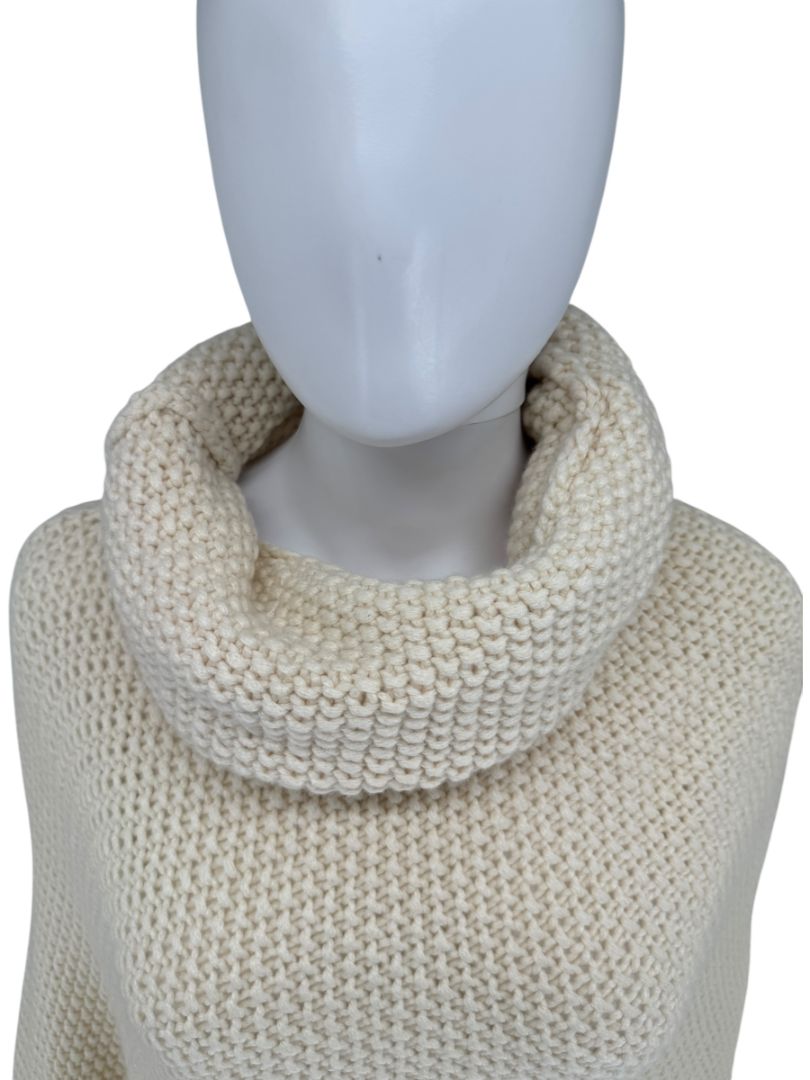 Pamella Roland Cream Hand-Knit Asymmetrical Turtleneck Sweater – O/S