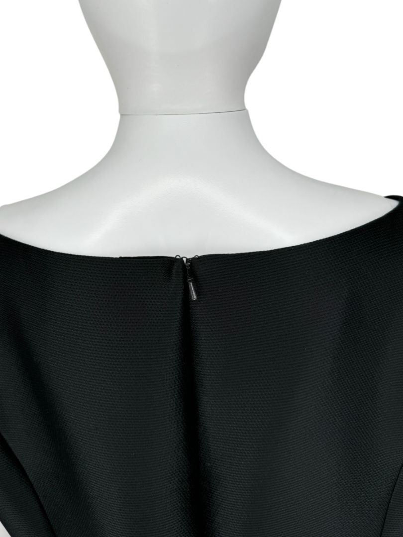 Pamella Roland Black Structured A-Line Dress with Sculptural Sleeves – Large
