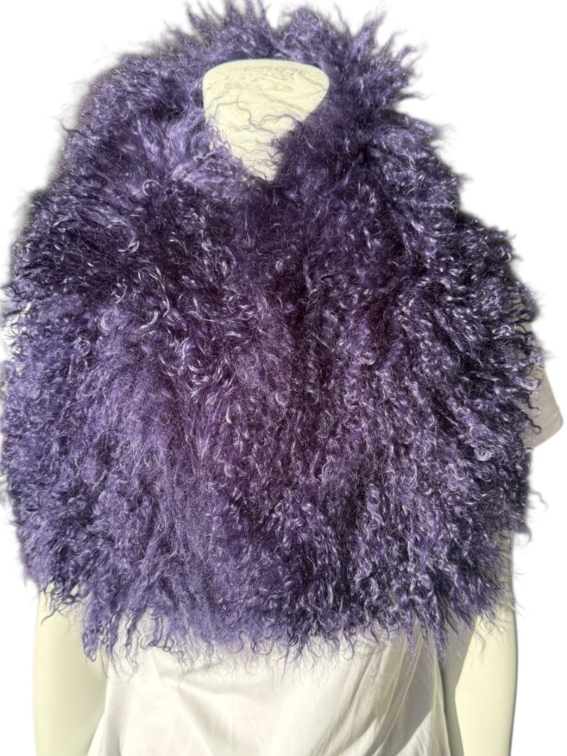 Adrienne Landau Mongolian Lamb Fur Scarf in Purple – New With Tags