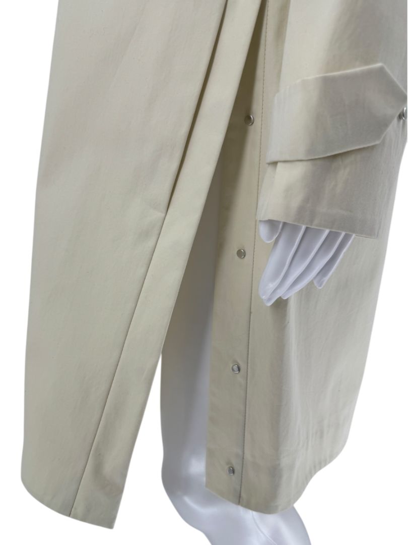 A-K-R-I-S- Cream Magnetic Closure Cotton Coat – Size 6