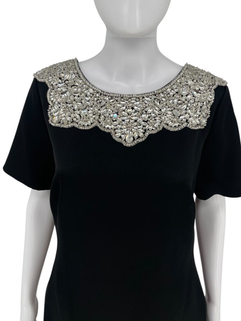 Pamella Roland Black jeweled Gown with Dramatic Back Panel – Large