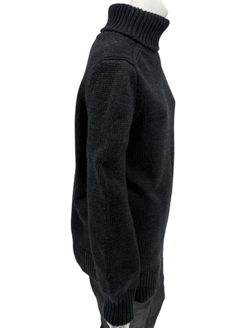Louis Vuitton Fall 2007 Runway Soft Black Cutaway Turtleneck Sweater – Size M