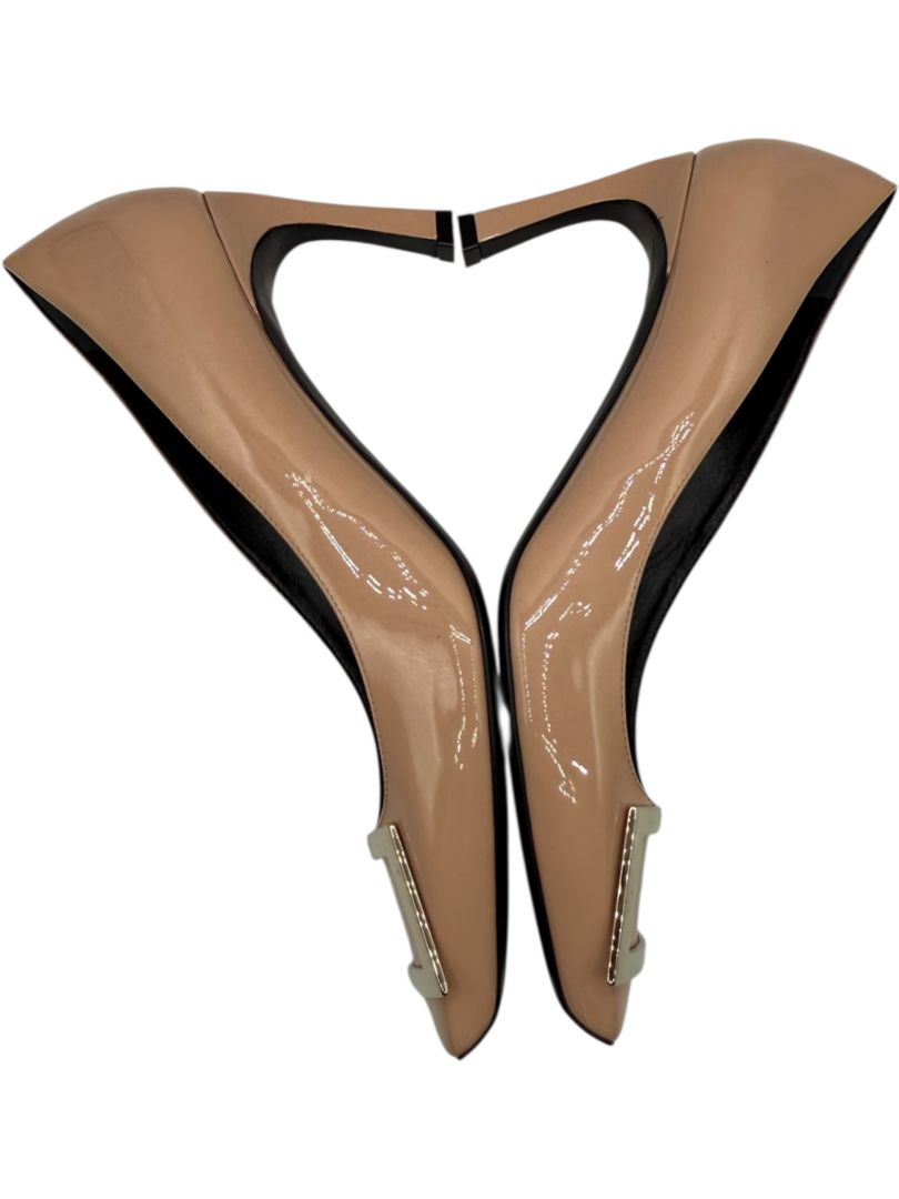 Roger Vivier Belle Vivier Patent Leather Pumps in Nude – Size 39.5