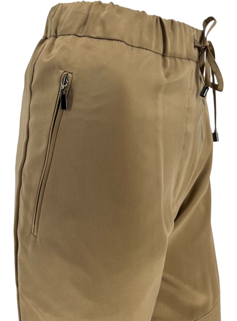 NWT Brunello Cucinelli Tan Silk Moto Jogger Pants – Size IT 44 / US 8