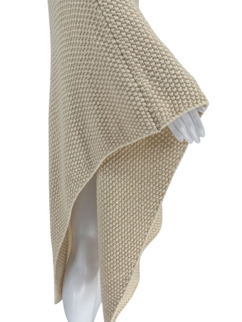 Pamella Roland Cream Hand-Knit Asymmetrical Turtleneck Sweater – O/S