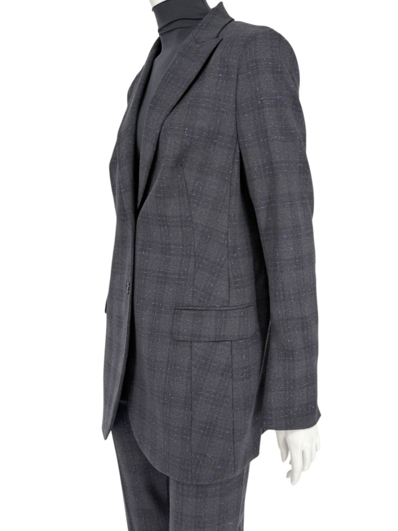 Akris Punto Grey Wool Suit with Purple Fleck Detailing – Size US 10