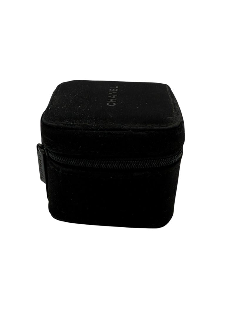 Chanel Black Travel Jewelry & Watch Case – Suede Zip Cube