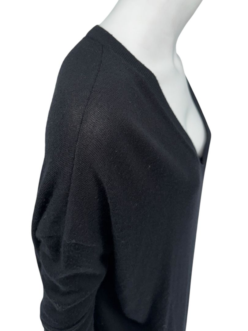The Row Black Cashmere & Silk V-Neck Tunic Sweater - Size S