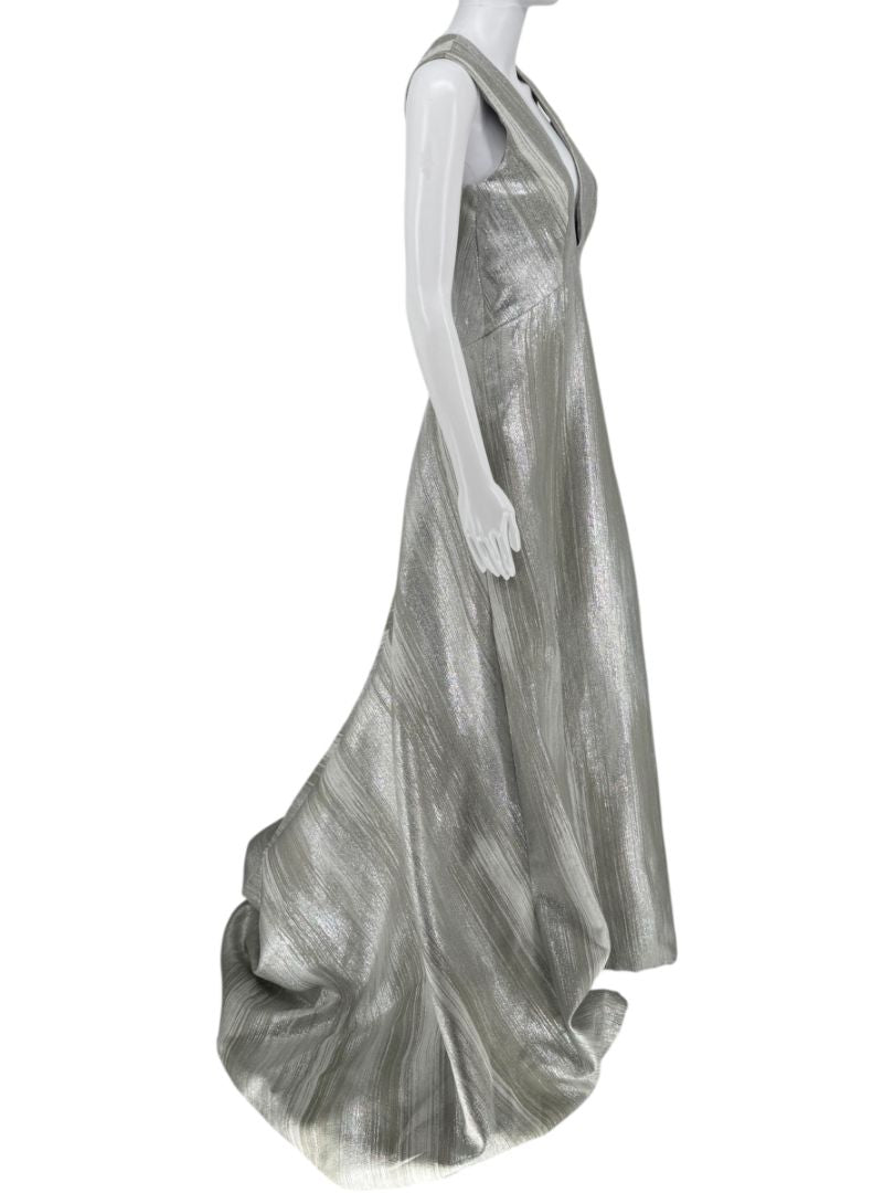 Pamella Roland Silver Metallic Sleeveless Gown with Plunging Neckline – Size 6