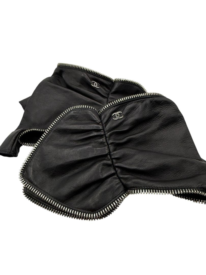 Chanel Black Lambskin Fingerless Gloves with Silver Zipper Trim – Size 7½