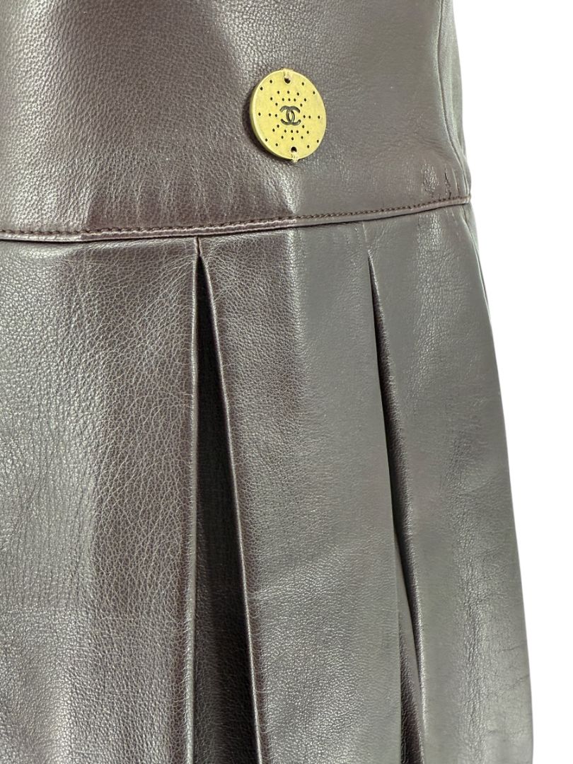 Chanel Fall 2001 Pleated Lambskin Skirt – Size 42
