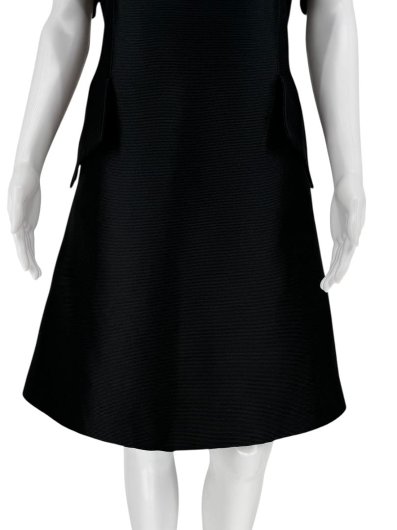 Pamella Roland Black Structured A-Line Dress with Sculptural Sleeves – Large