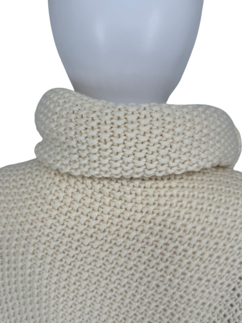 Pamella Roland Cream Hand-Knit Asymmetrical Turtleneck Sweater – O/S