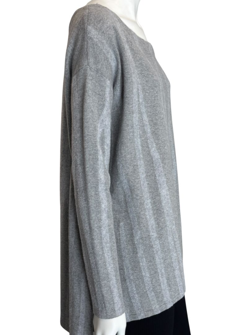 Donna Donna Karan Gray Wool-Blend Oversized Sweater – Size S
