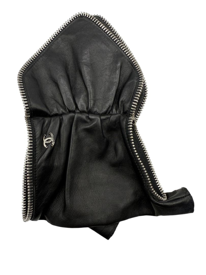 Chanel Black Lambskin Fingerless Gloves with Silver Zipper Trim – Size 7½