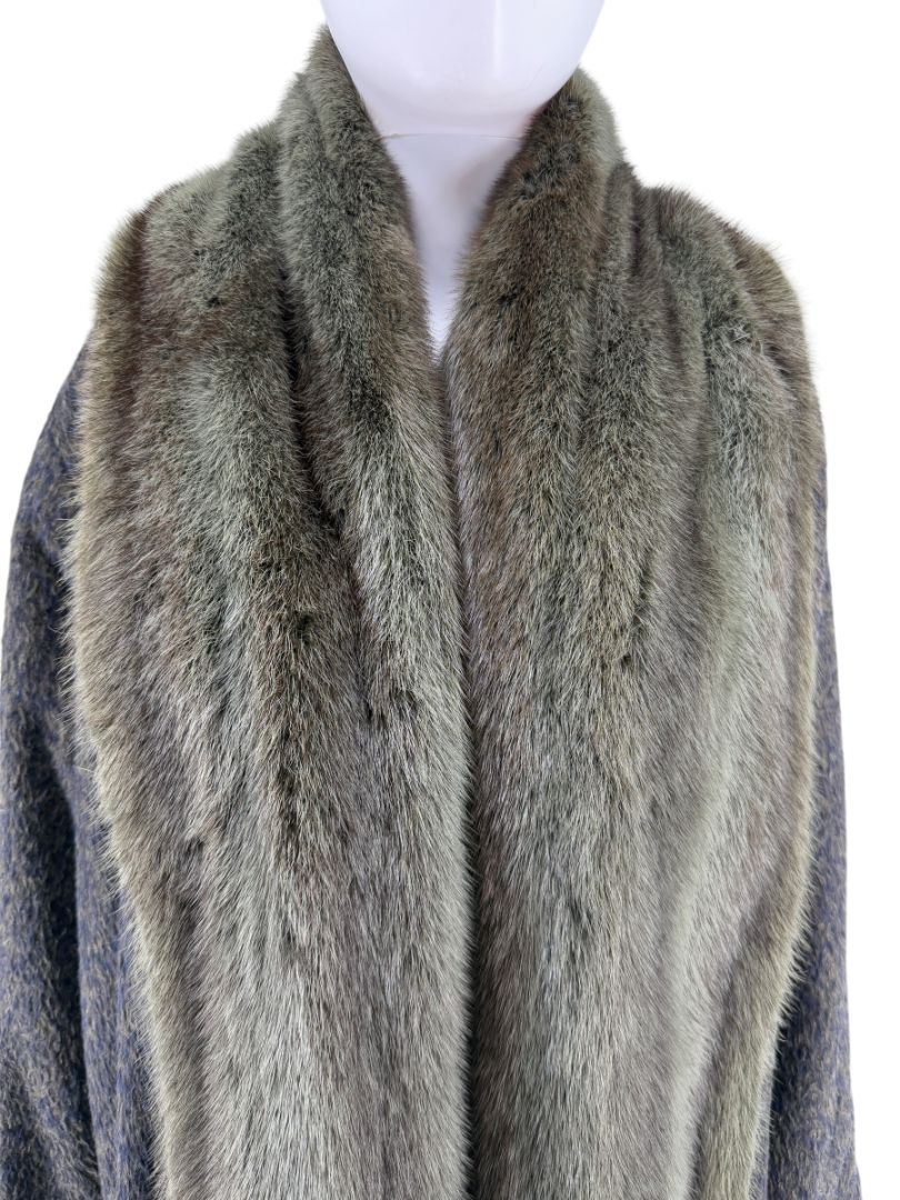 Jacobson’s Vintage Alpaca Swing Coat with Mink Fur Trim – Size 10