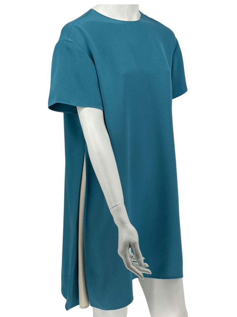 VALENTINO – Size 8 100% Silk – Made in Italy