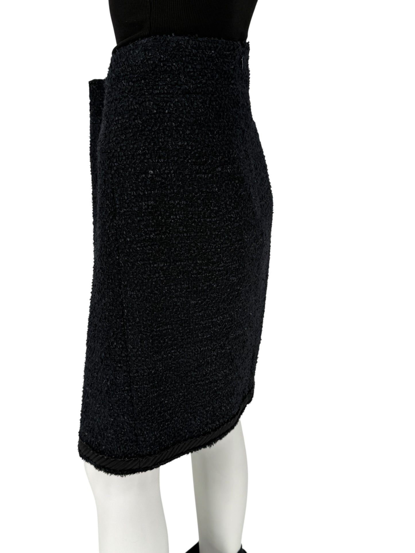 Chanel Black Bouclé A-Line Skirt with Grosgrain Trim – Size FR 46
