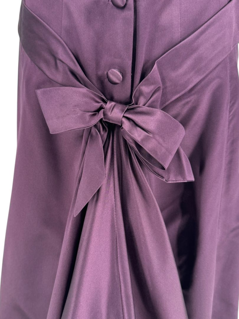 Plum High Neck Sleeveless Gown with Back Bow Detail – Large