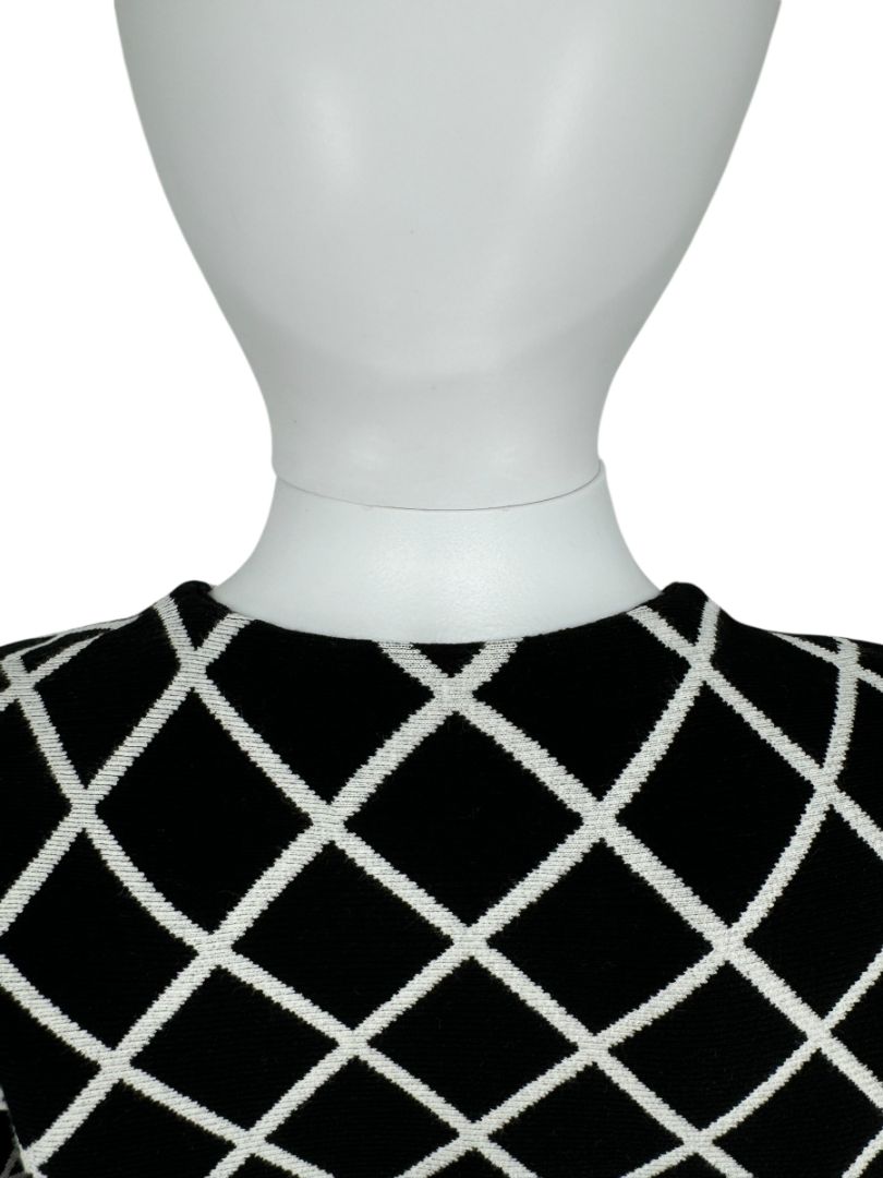 Oscar de la Renta Black & White Diamond-Pattern Knit Coat - Size M