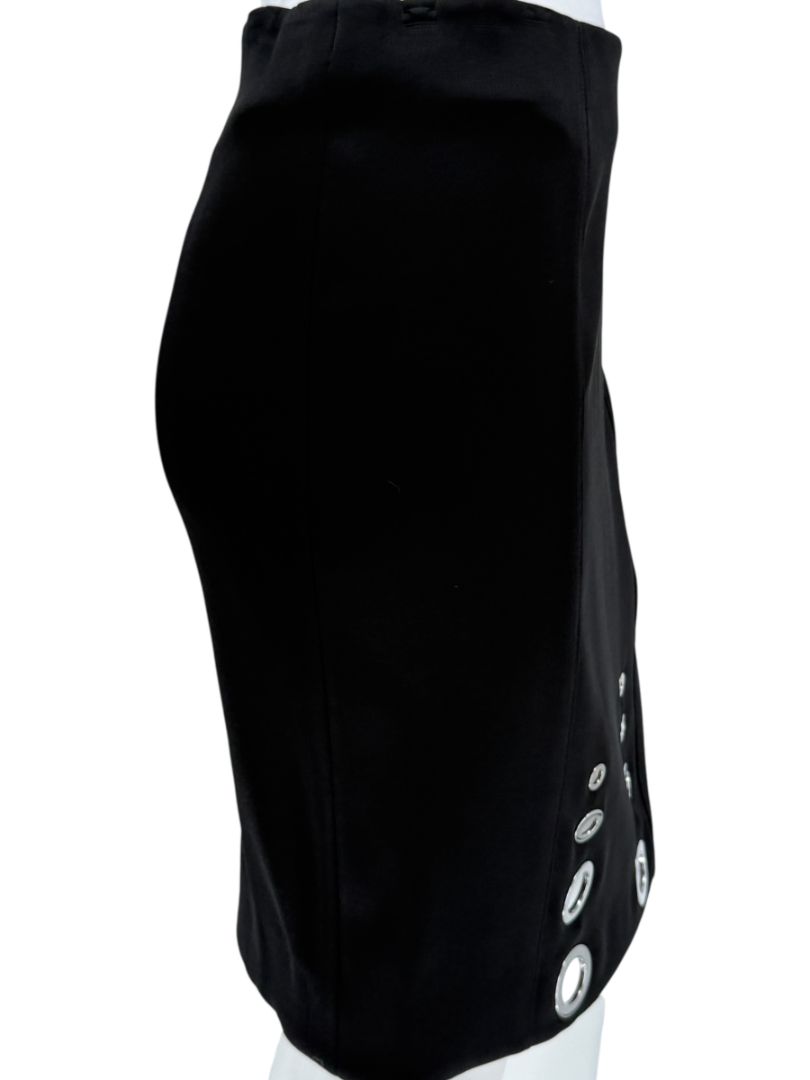 Pamella Roland Black Pencil Skirt with Grommet Detail – Large