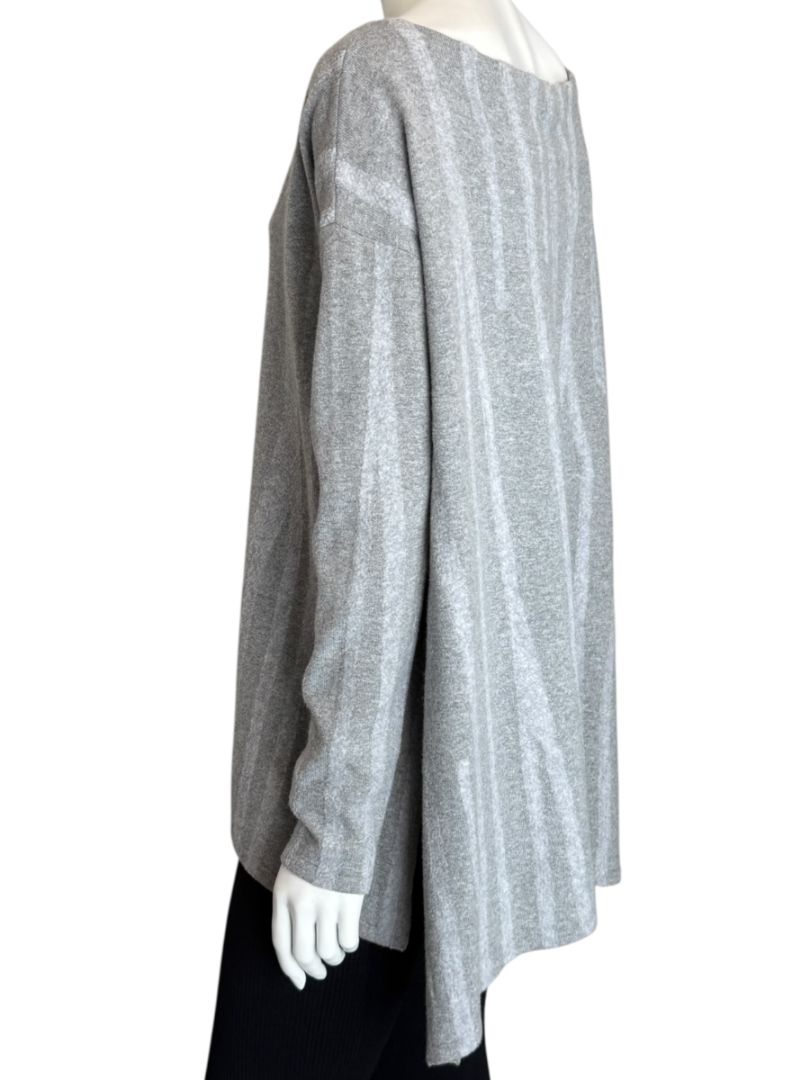 Donna Donna Karan Gray Wool-Blend Oversized Sweater – Size S
