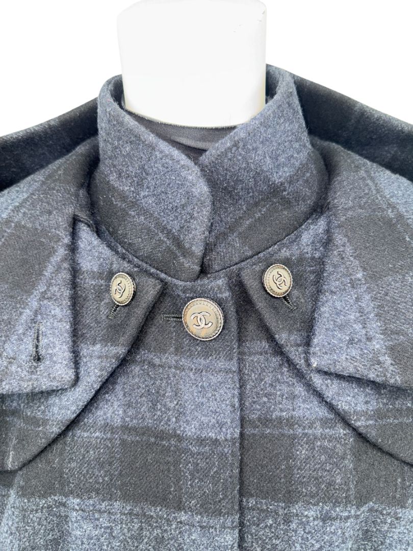 *RARE* Chanel Navy & Black Plaid Wool Hooded Cape with Logo Buttons – Size FR 44