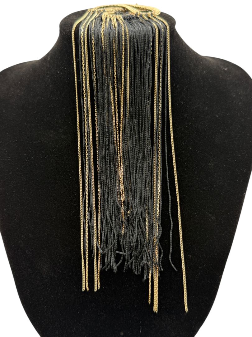 Chanel Paris-Shanghai Métiers d’Art 2010 Gold & Black Silk Tassel Necklace – Signed 10A