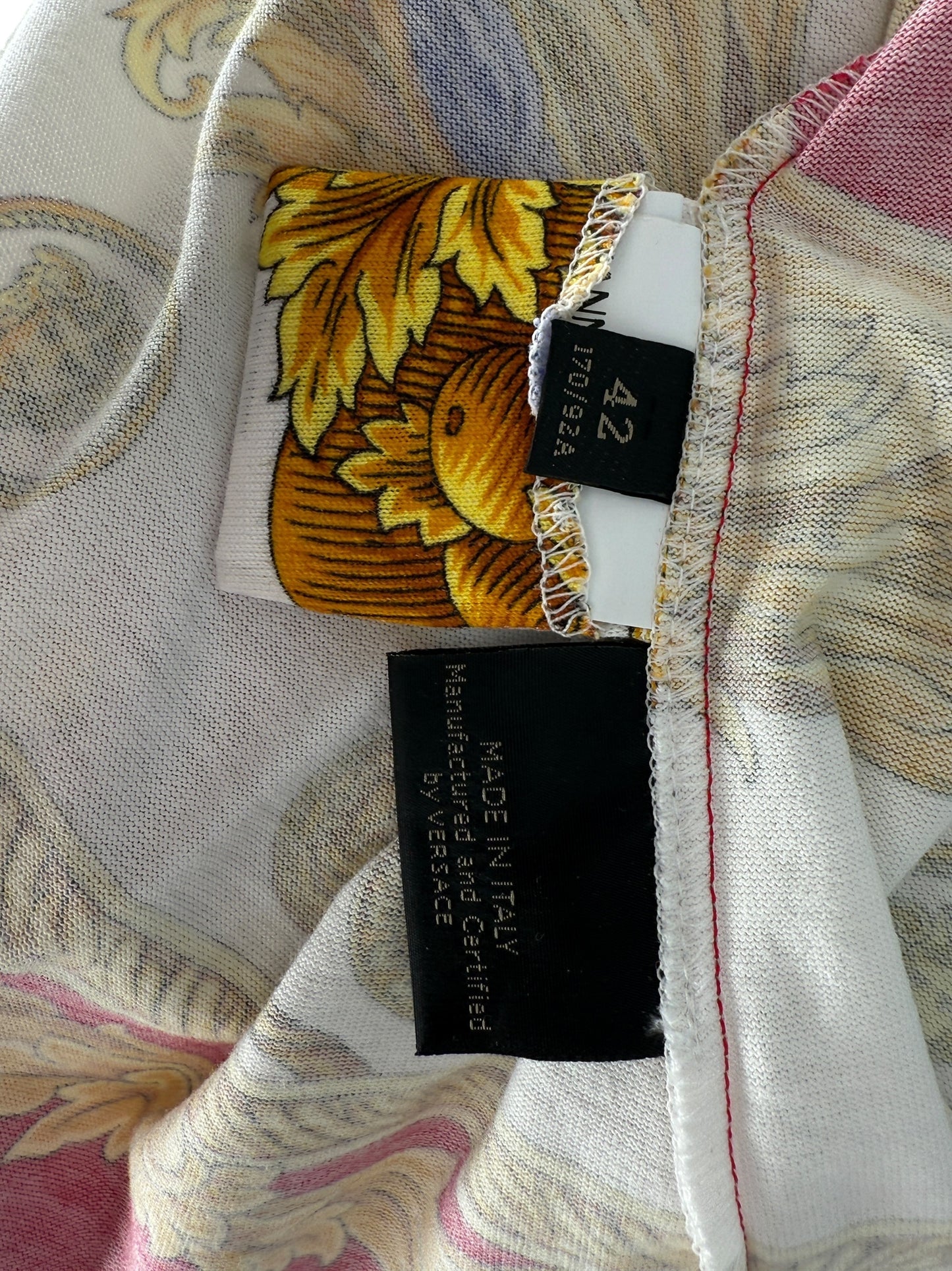 Versace Red & White Medusa Baroque Graphic T-Shirt – Size IT 42