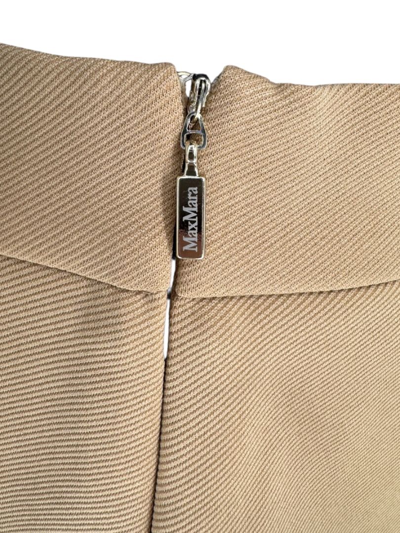 MaxMara Camel Jersey Tapered Pants – Size 12 (US) / 44 (FR)