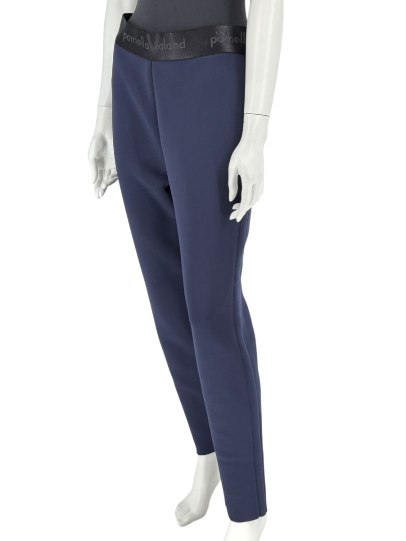 Pamella Roland Navy Slim-Leg Pants with Black Logo Waistband – Large