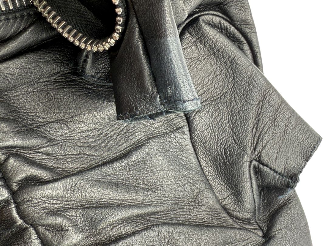 Chanel Black Lambskin Fingerless Gloves with Silver Zipper Trim – Size 7½