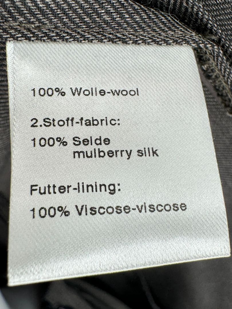 Akris Grey Wool & Silk Blend Pant Suit – Size 10