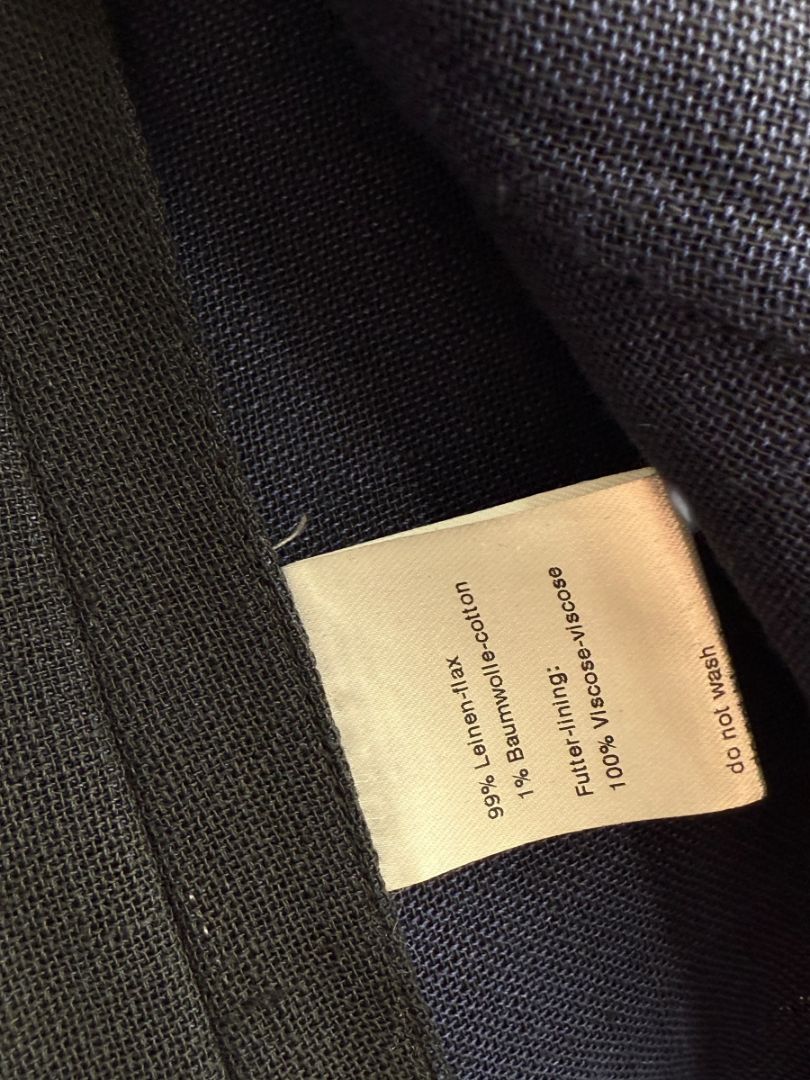 Akris Bergdorf Goodman Linen-Blend Cropped Open Jacket – Black & Navy – Size US 10