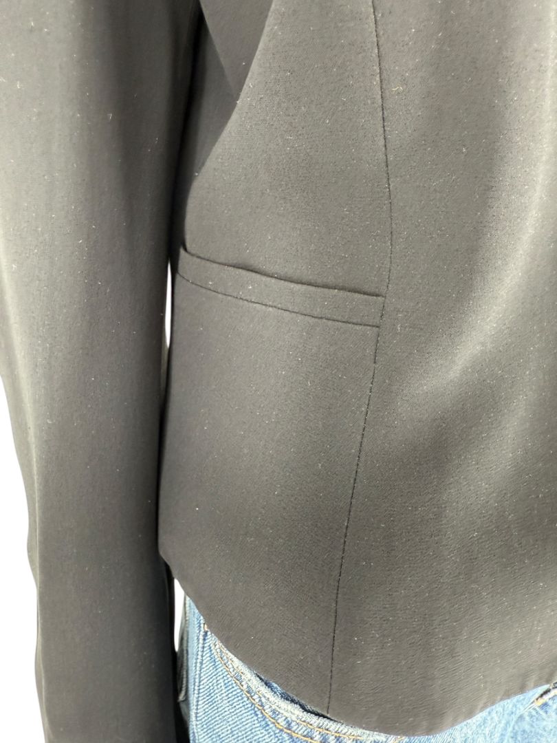 Armani Collezioni Black Rosette-Collar Tailored Jacket – Size 12