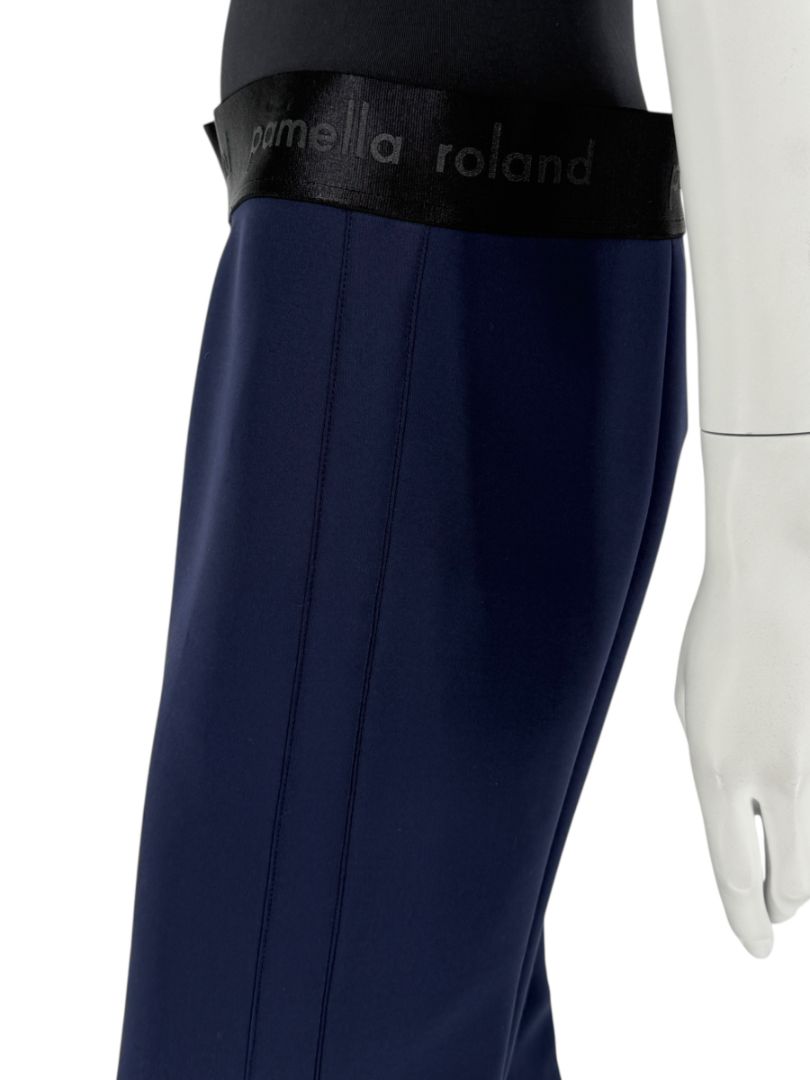 Pamella Roland Navy Slim-Leg Pants with Black Logo Waistband – Large