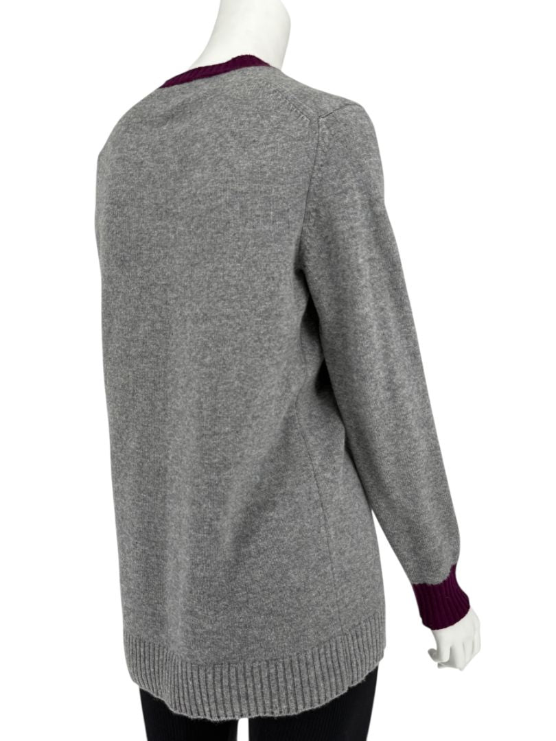 Chanel 2007A Grey and Purple Cashmere Beaded Crest Detail V Neck Sweater - Size 44