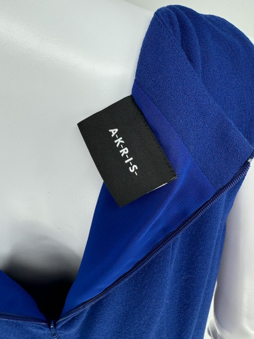 Akris Sleeveless Tailored Sheath Dress - Size 10 US