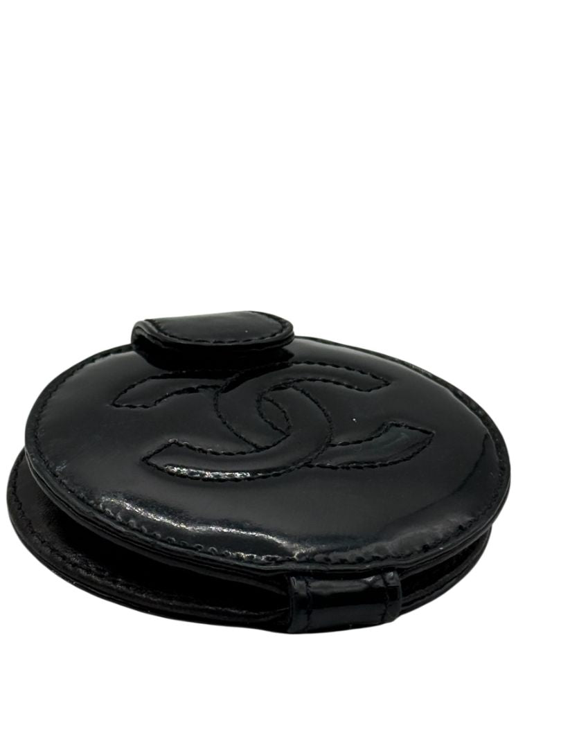 Chanel Black Patent Leather "CC" Folding Mirror – Vintage 