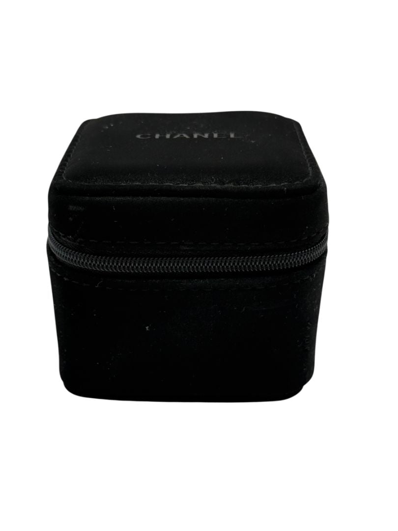Chanel Black Travel Jewelry & Watch Case – Suede Zip Cube