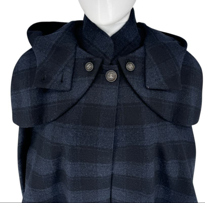 *RARE* Chanel Navy & Black Plaid Wool Hooded Cape with Logo Buttons – Size FR 44