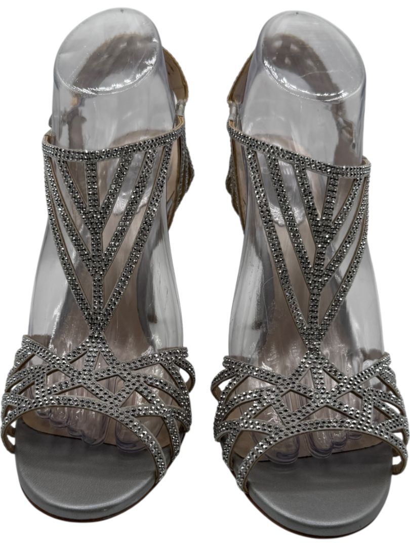 René Caovilla Silver Crystal-Embellished Sandals – Size 39