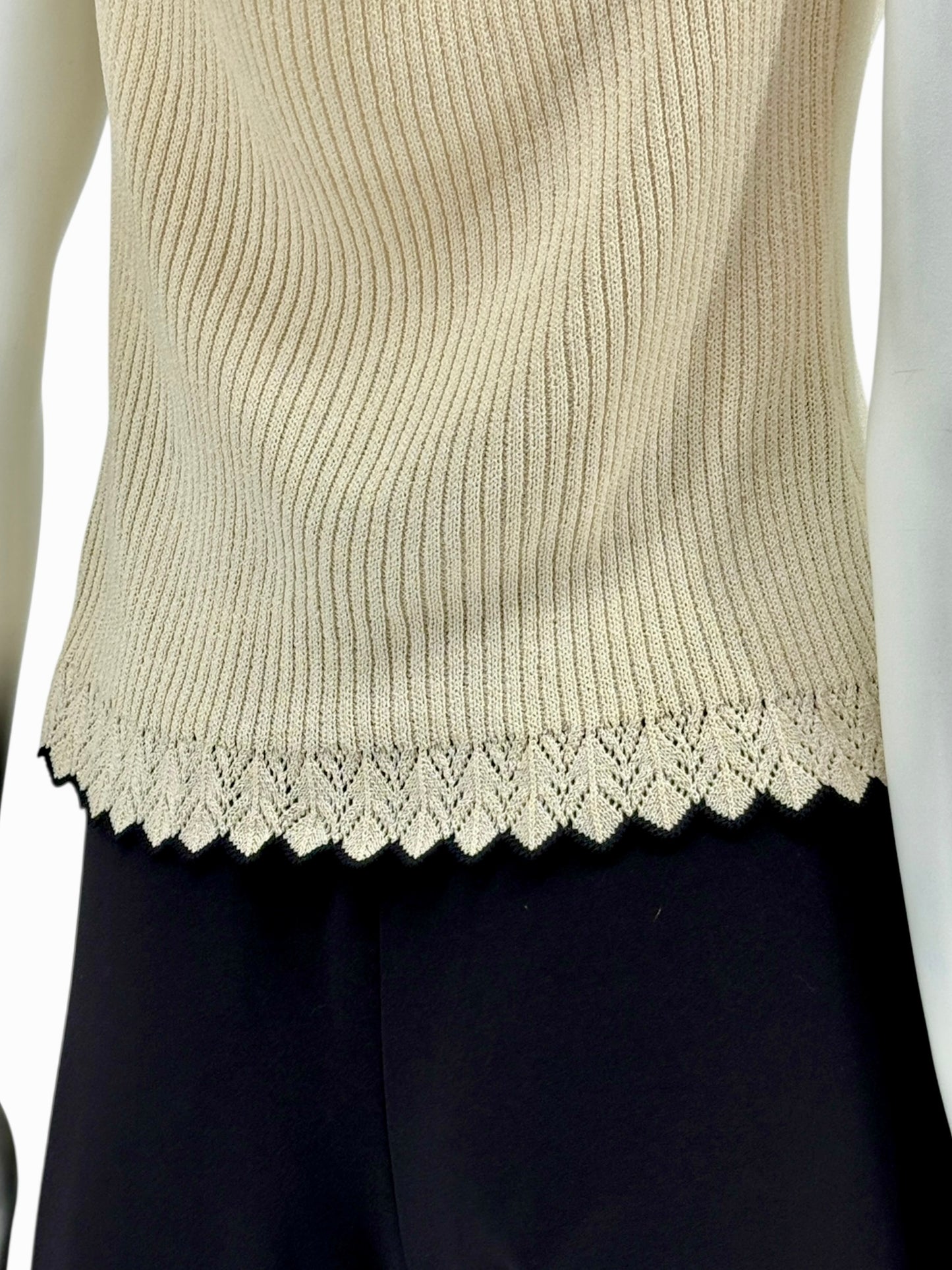 St. John Collection Cream Knit Twin Set with Black Trim – Size 6