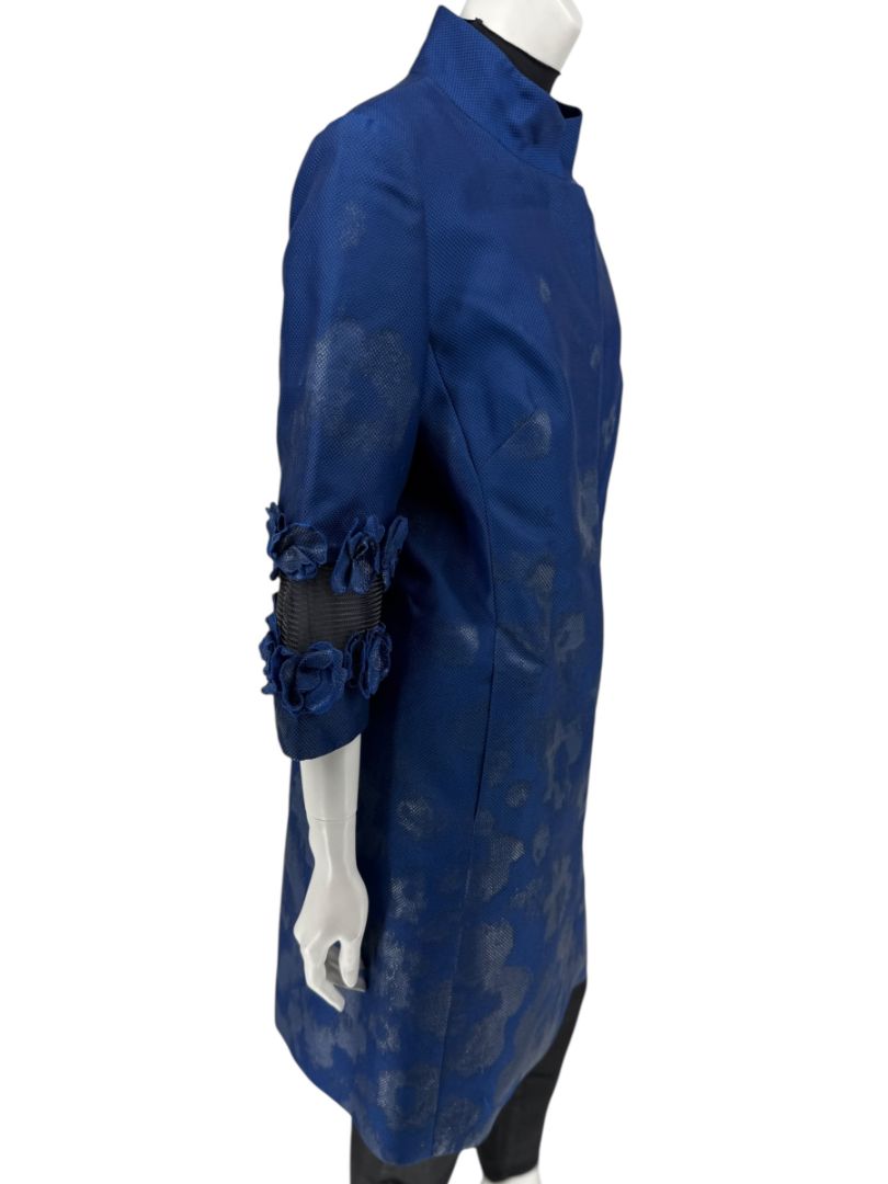 Pamella Roland Blue Textured Floral Embellished Coat – Large