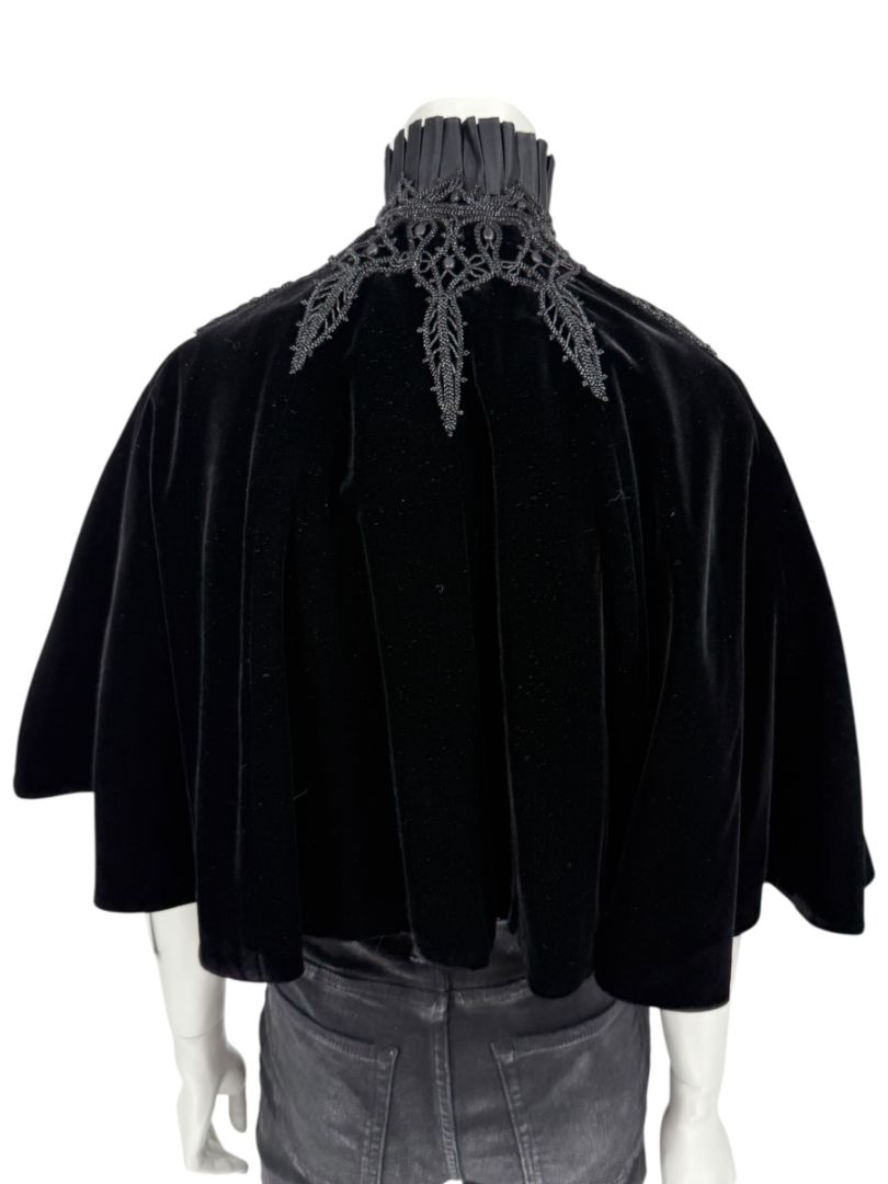 NWT Ralph Lauren Black Velvet & Silk-Trim Cape – Size XS/S
