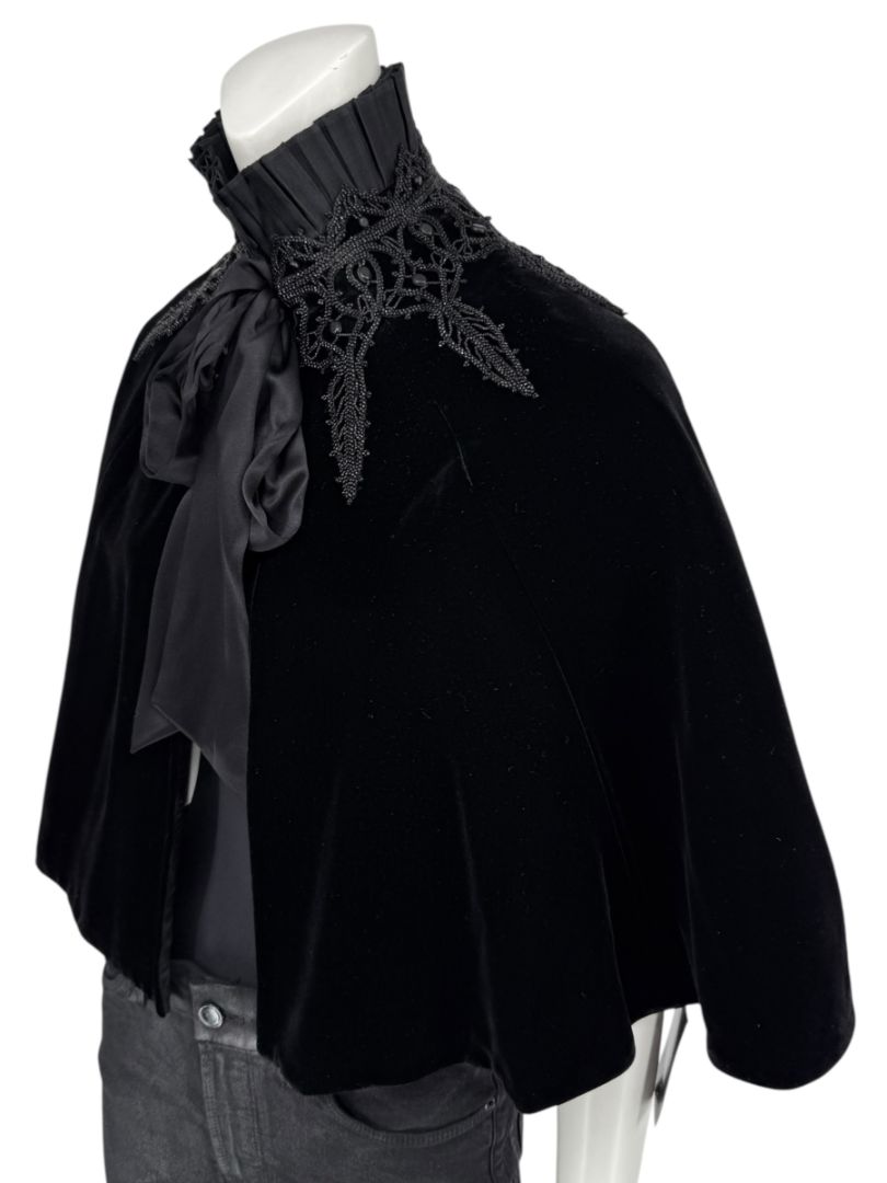 NWT Ralph Lauren Black Velvet & Silk-Trim Cape – Size XS/S