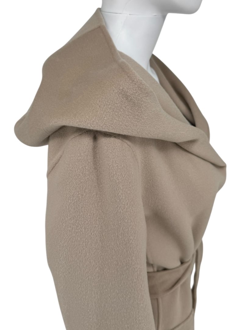 S Max Mara Camel Hooded Wrap Coat – Size 10 (IT 42)